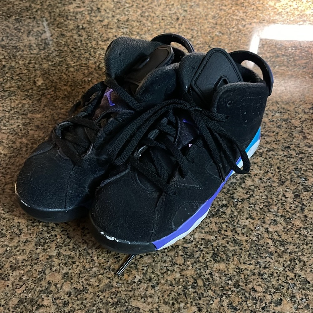 Jordan’s - Picture 2 of 3